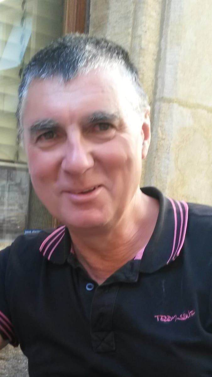 Profil de Naser